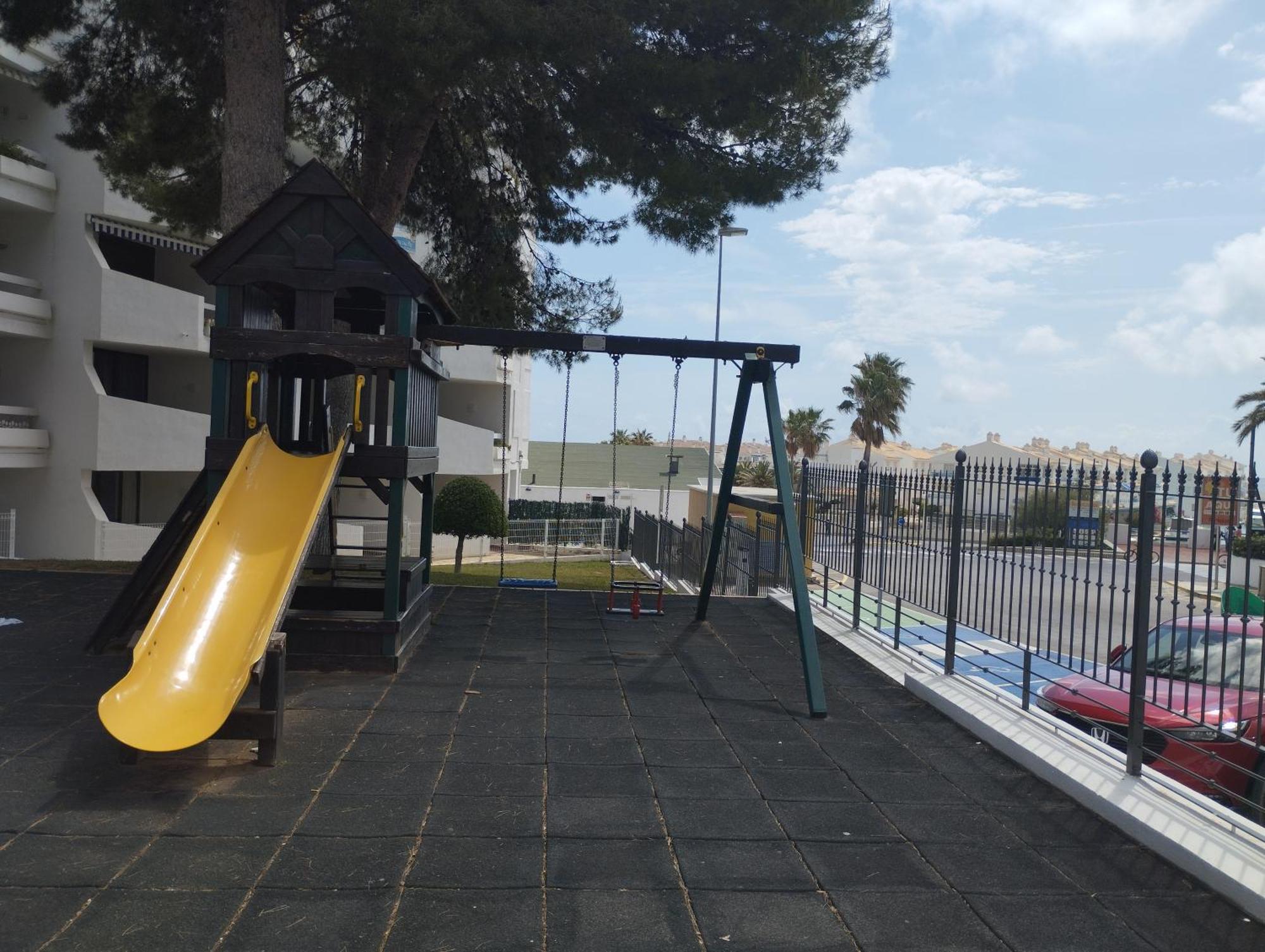 Playa Las Fuentes 阿尔考斯布里 外观 照片